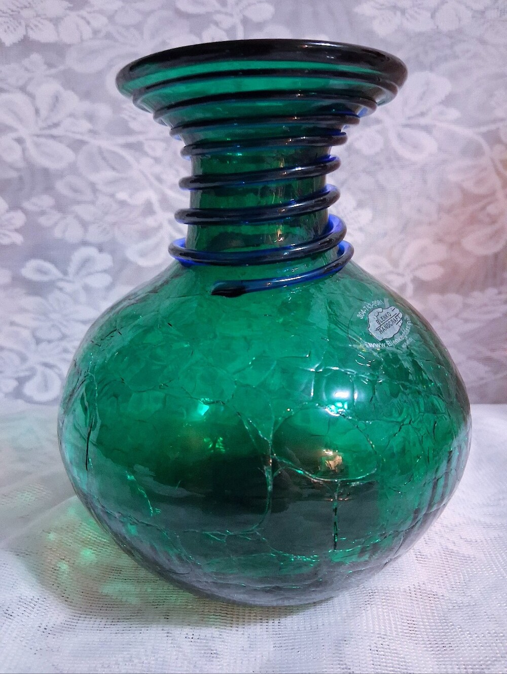 Blenko Emerald Green Crackle Glass Vase Blue Spiral Wrap 6.5" Art Glass Vtg